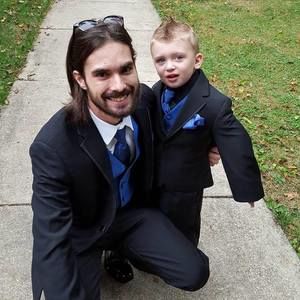 Meet your Posher, Eric